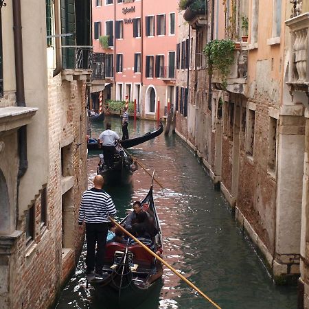 Al Pozzo Dei Scoacamini, 100 M From San Marco, Ground Floor Apartment Venice Exterior photo