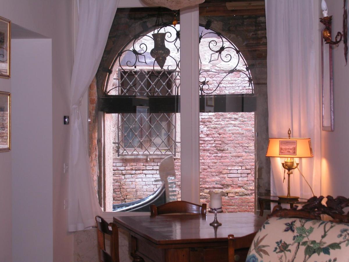 Al Pozzo Dei Scoacamini, 100 M From San Marco, Ground Floor Apartment Venice Exterior photo