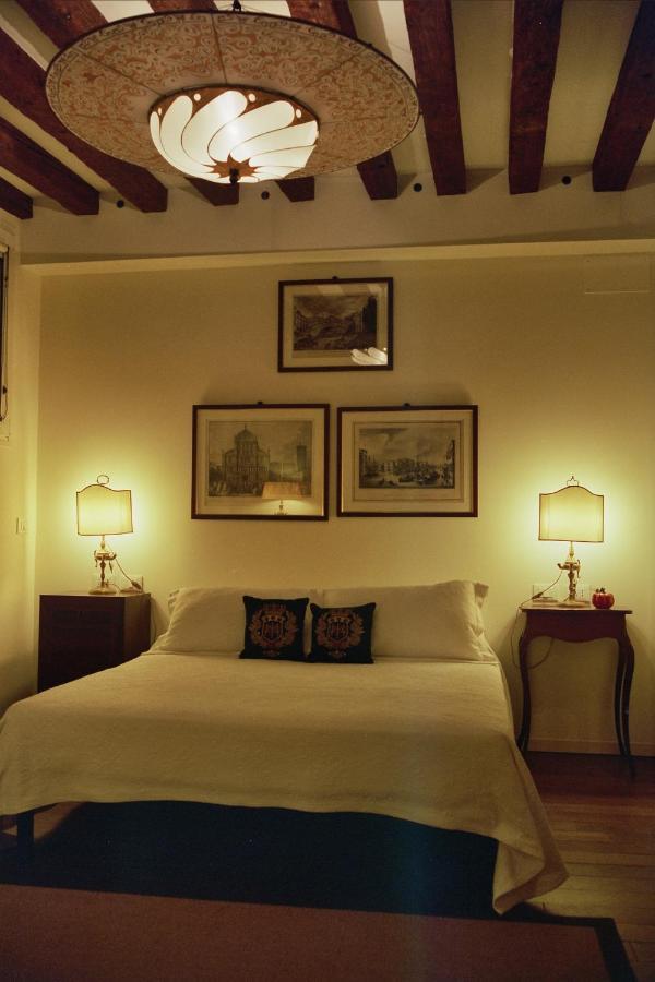 Al Pozzo Dei Scoacamini, 100 M From San Marco, Ground Floor Apartment Venice Exterior photo