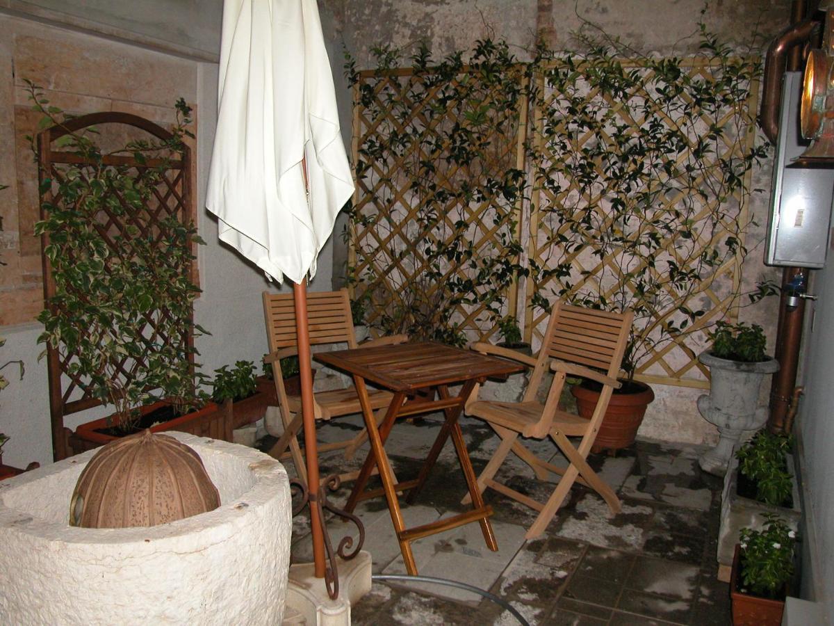 Al Pozzo Dei Scoacamini, 100 M From San Marco, Ground Floor Apartment Venice Exterior photo
