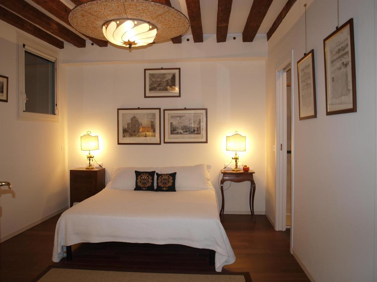 Al Pozzo Dei Scoacamini, 100 M From San Marco, Ground Floor Apartment Venice Exterior photo