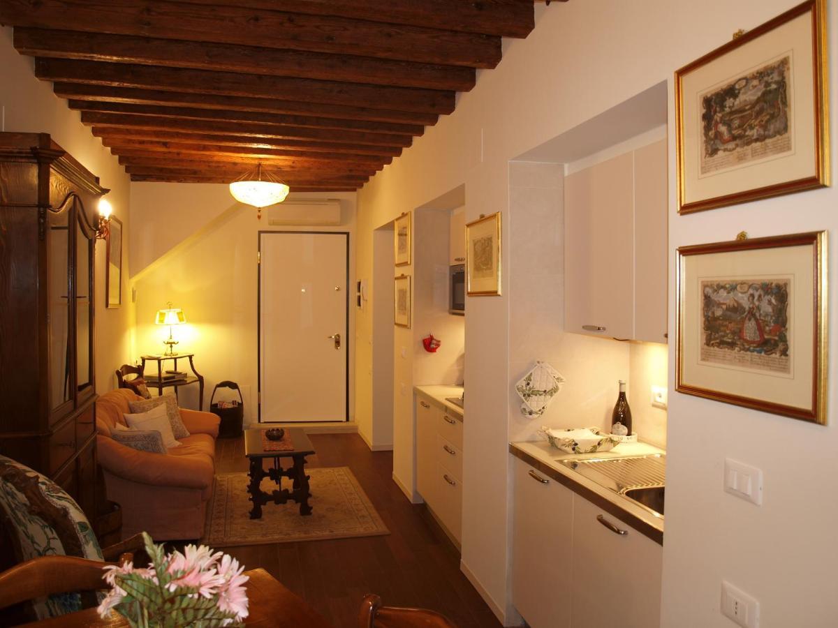 Al Pozzo Dei Scoacamini, 100 M From San Marco, Ground Floor Apartment Venice Exterior photo